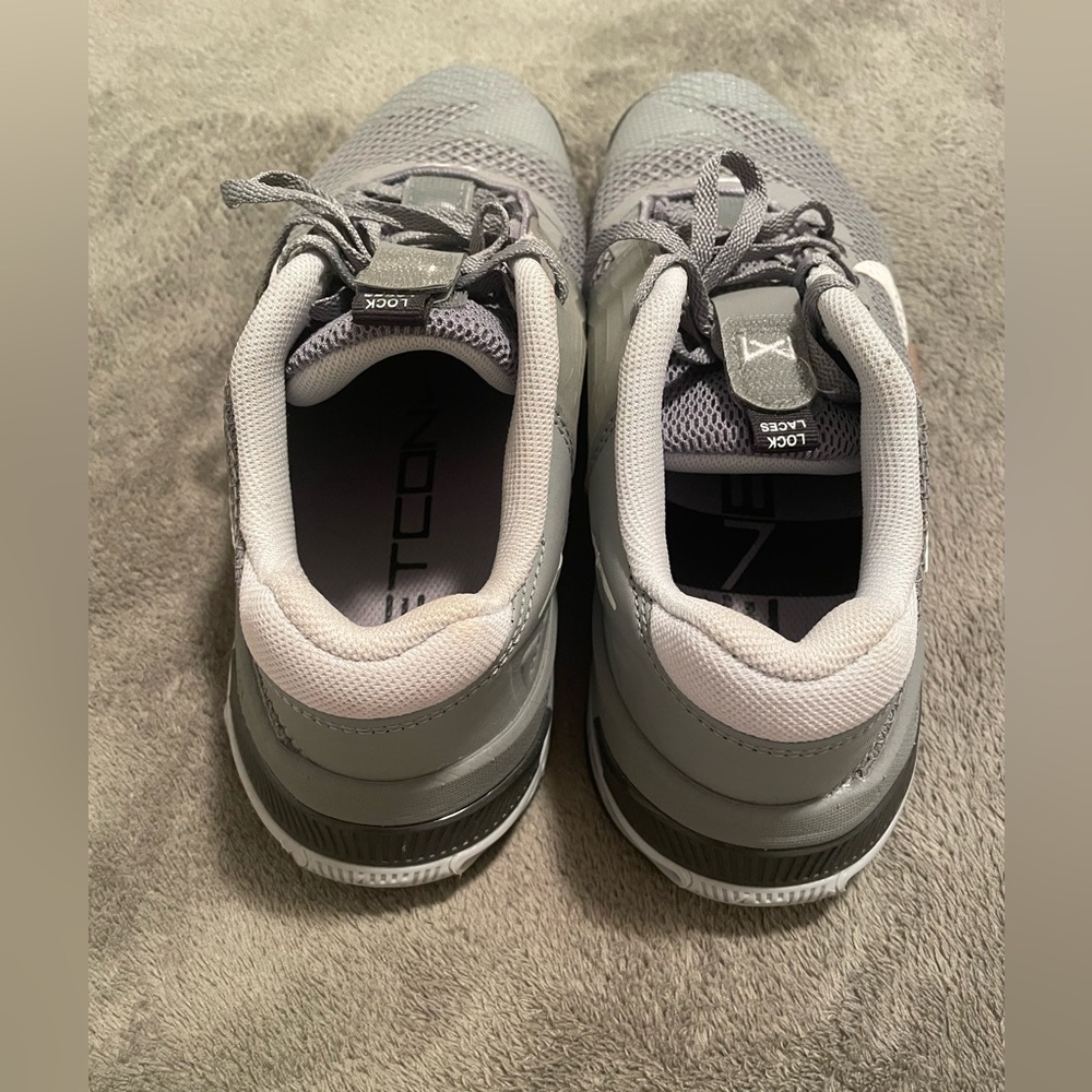 Gray Nike Metcon 7 - Picture 3 of 7